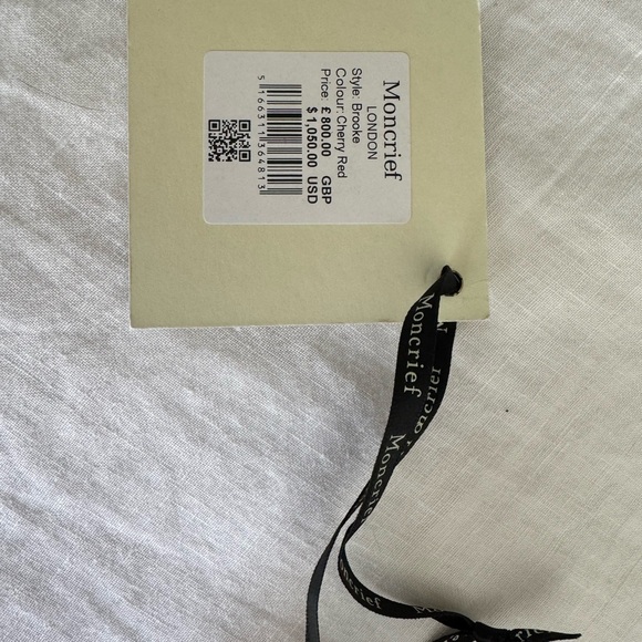 Moncrief London Red Top Handle Bag – Brand New - Picture 7 of 7